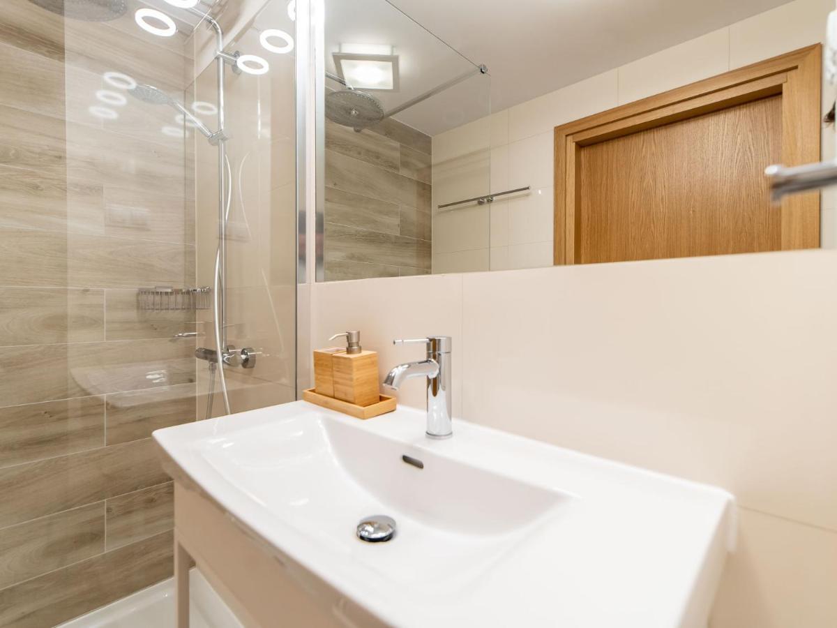 Seaside Park Private Apartment Przy Plazy Kolobrzeg Exterior photo